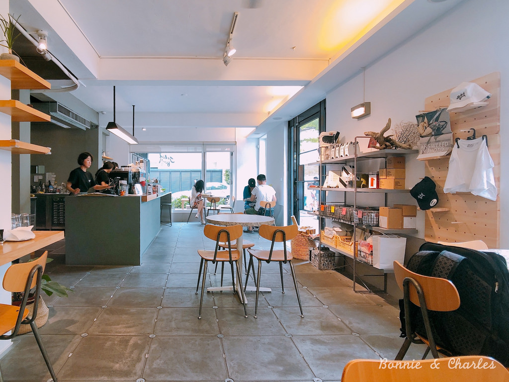 台中市西區 Solidbean Coffee Roasters 空間、餐點、菜單介紹